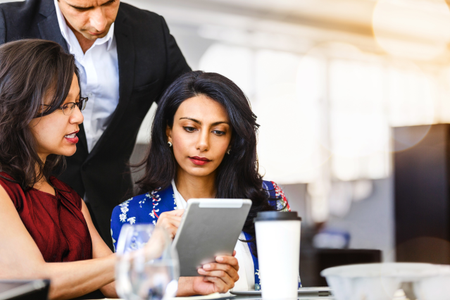 Pascal_Pierre_O's tweet image. .@OlivierFech @CIMA_President and Ehab ElSaadany share insights about the new economic normal. #BusinessAsUnusual bit.ly/2zZwg2r