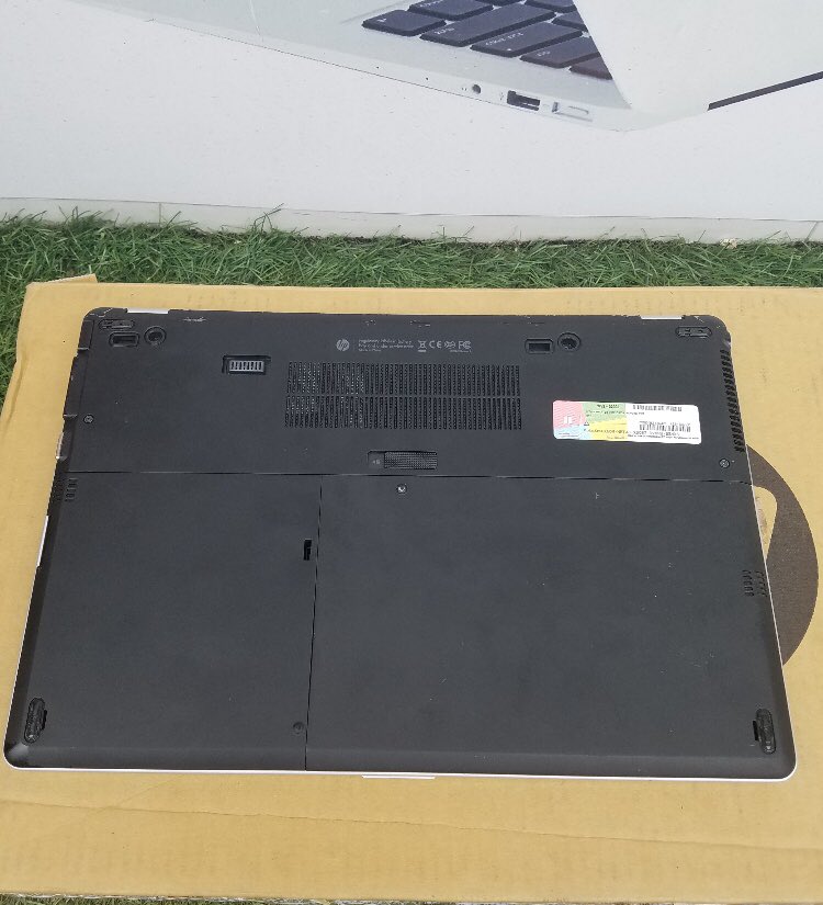 16. Do you sell laptop chargers too?A: Yes, we do. Original chargers only, because experience has taught us that non – follow come chargers do affect the motherboard of a laptop.17. Do you sell laptop battery?A: Yes we do, depending on the cell and how durable you want it.