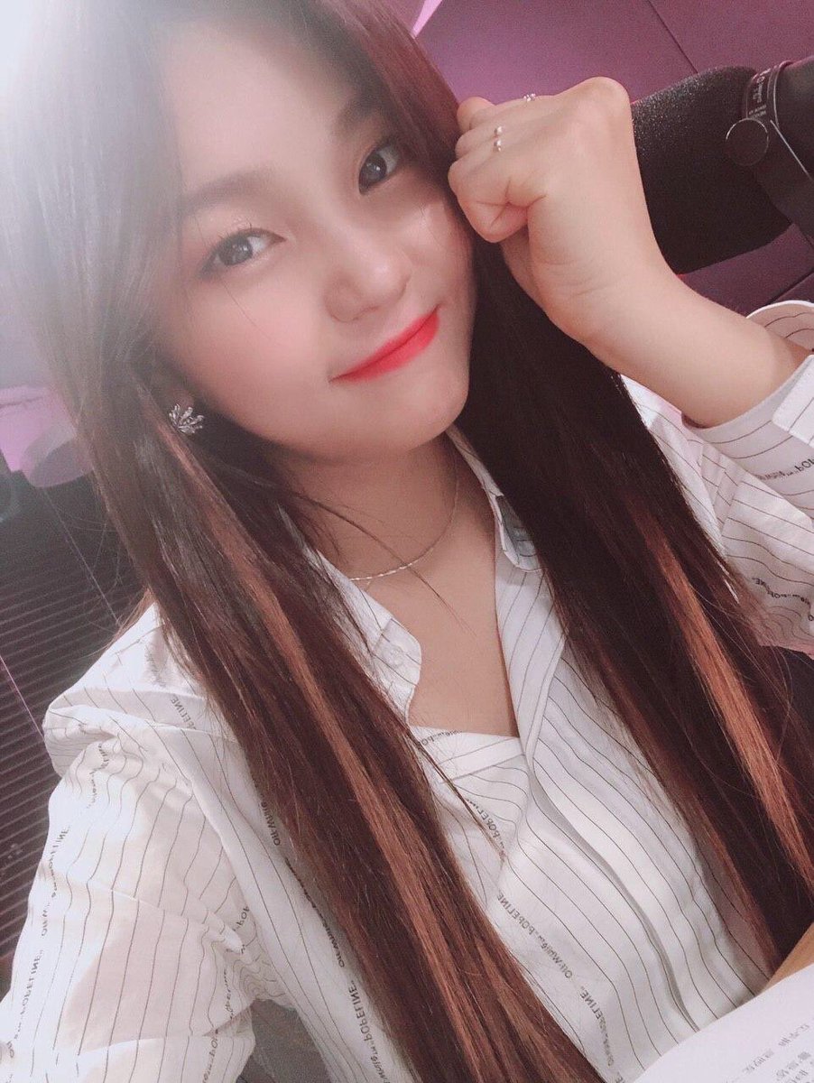 여자친구 GFRIEND tweet media