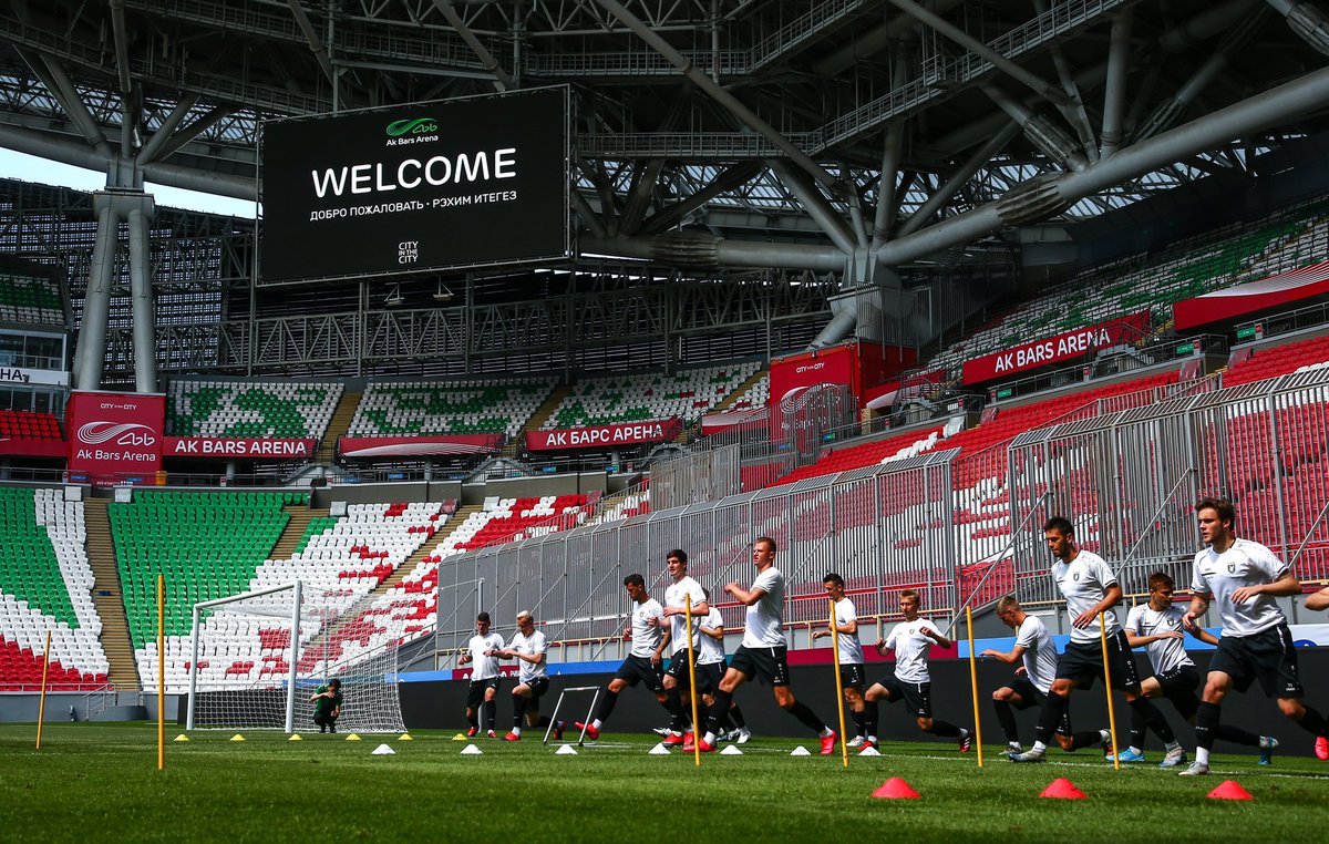 Татнефть арена ак барс. Стадион в казани казань-арена. Горка ак барс арена казань. Стадион ак барс арена казань футбол. Ак барс арена хоккей.