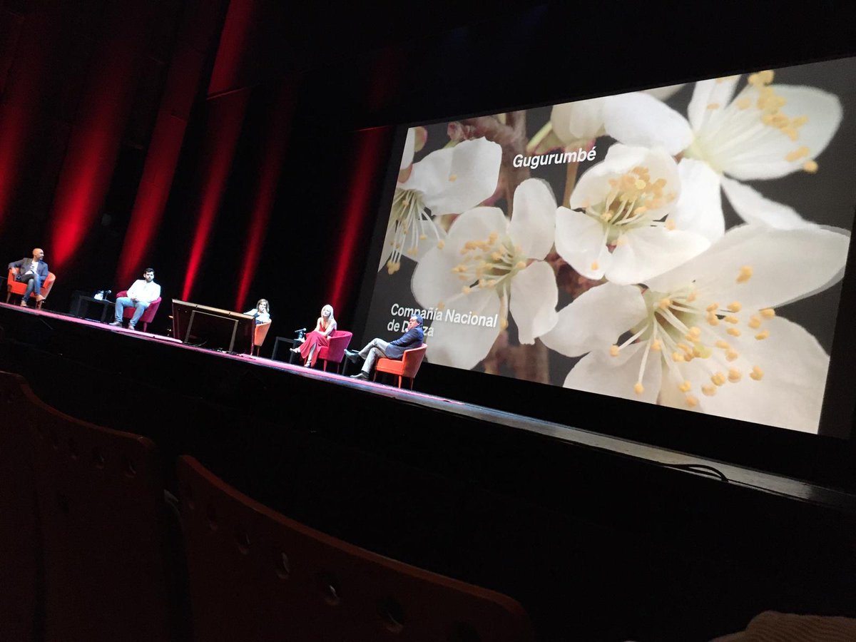 Patricia_Pozo_'s tweet photo. La cautela y las necesarias precauciones sanitarias no podrán aislarnos de la #cultura. La nueva programación del Teatro de la @Maestranza conseguirá emocionarnos de nuevo con obras como Carmen (Bizet), Così fan tutte (Mozart) o Un ballo in maschera (Verdi) https://t.co/UmVKHj2pmu