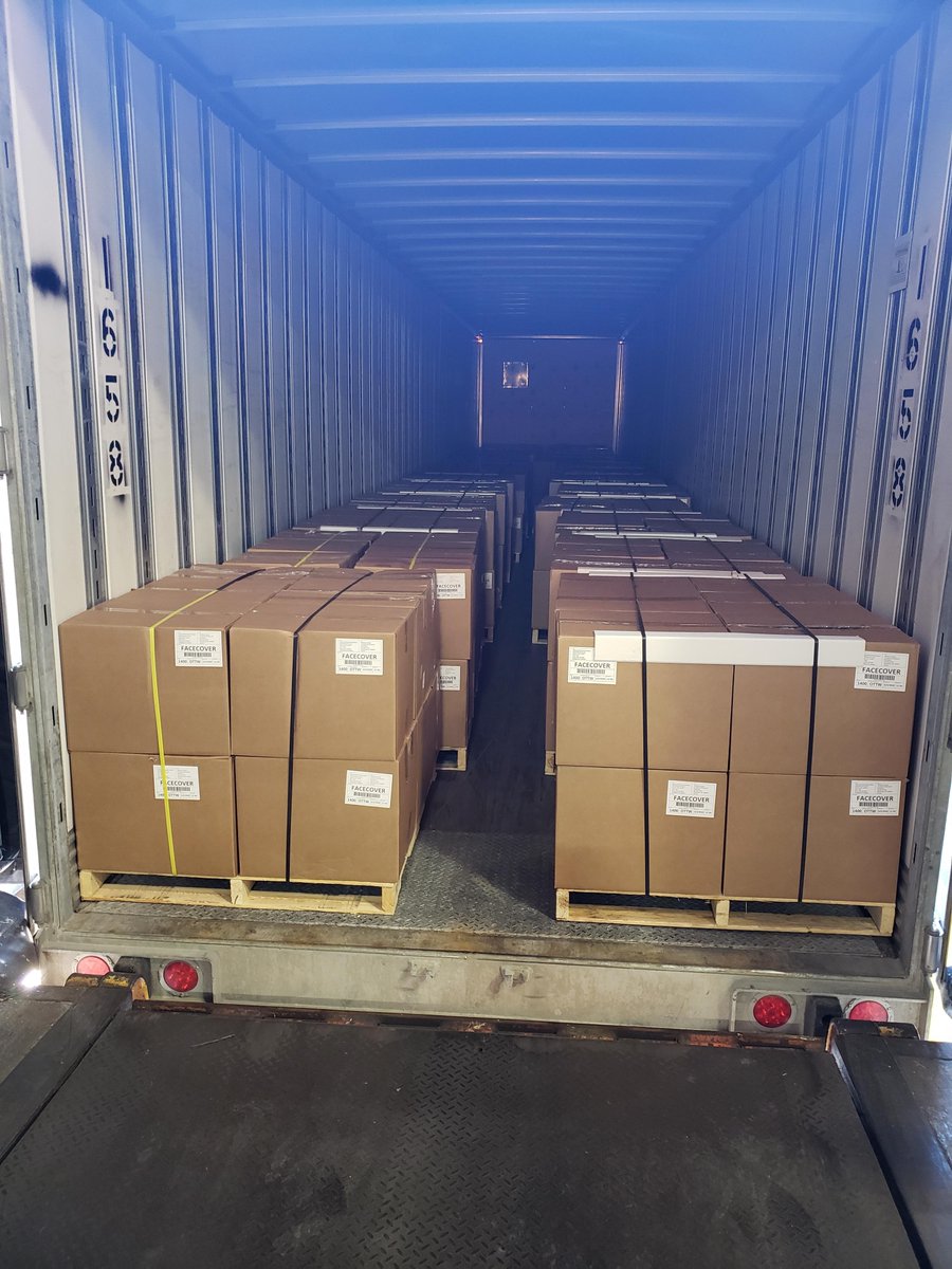 GMcanada's tweet image. Thanks to the hard work of 60 employees at our Oshawa Operations, our first shipment of more than 436,000 face masks is on its way to @GovCanHealth - and we're just getting started. #WeAreGM #COVID19