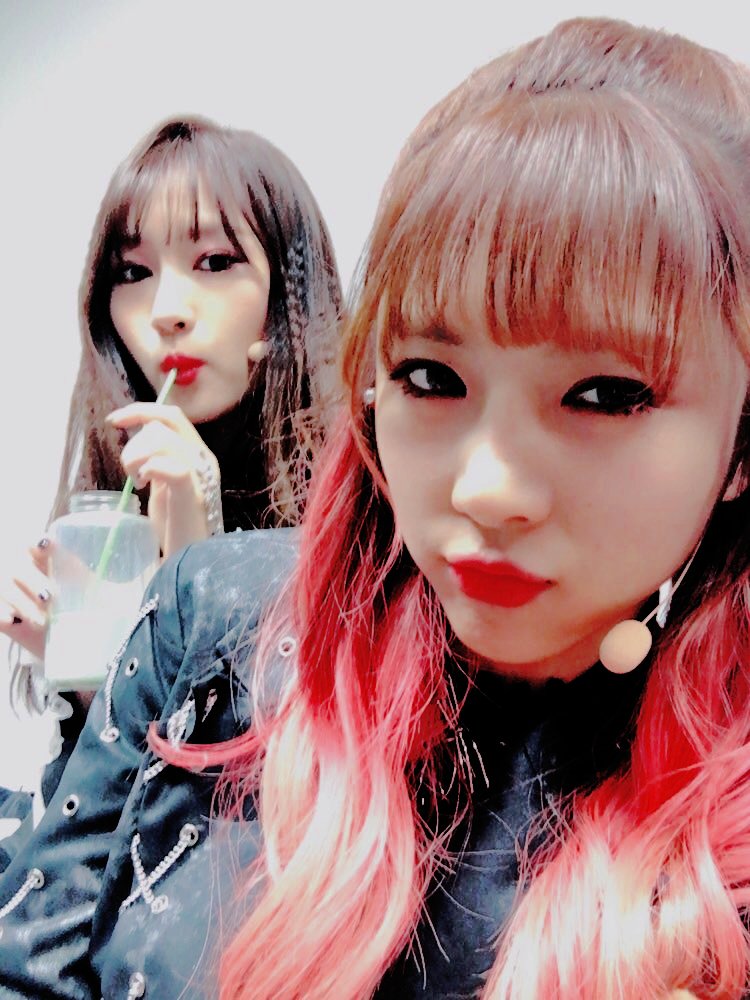 nightcatchers's tweet photo. · 🎶 ¡* drᥱᥲm of 𝕞𝕖,, 𝐧𝐢𝐠𝐡𝐭𝐜𝐚𝐭𝐜𝐡𝐞𝐫'𝐬 (惡夢.) plᥲylıst — 💿 . ⃗. @ 𝐲𝐨𝐨 & 𝐚𝐥𝐞𝐱𝐚 updᥲtᥱ : #REDROYALTY ₊ #ChicaChicaSi !
Como ya viene siento común, YooXa viene a recomendaros una canción que llevamos tiempo streameando. ¡Chica es un bombazo! https://t.co/cIw1NEuBXs