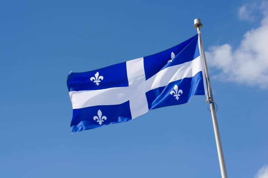 Bonne fête de la Saint-Jean à toutes et à tous! Vive un Québec fort et solidaire! #FeteNationaleQC #FetenationaleduQuebec #stjeanbaptiste #Quebec