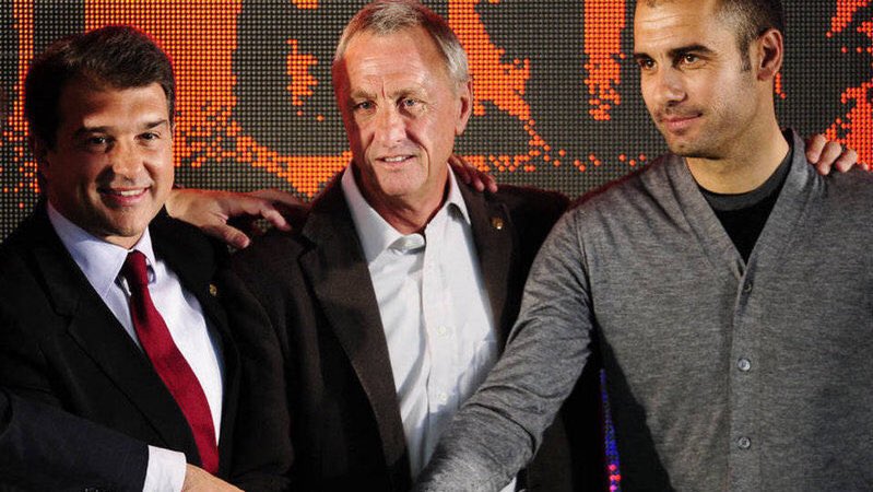 Le Barça est entré dans la décennie précédente comme la meilleure équipe de l’histoire avec un modèle de jeu et de gestion faisant l’unanimité. Il l’a terminé dans une situation catastrophique sportivement, instutionnellement et financièrement.