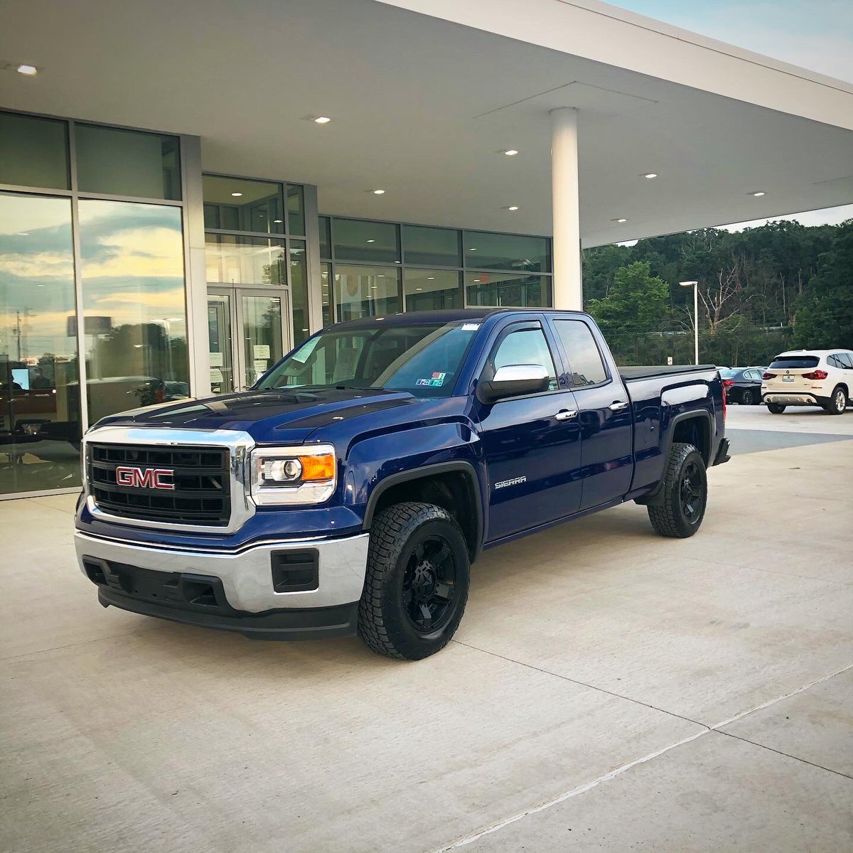 nicbartell's tweet photo. The newest member of the family 😍 she needs a name! #lifeisgood #workhard #playharder #gmcsierra https://t.co/oYlRQur2tp