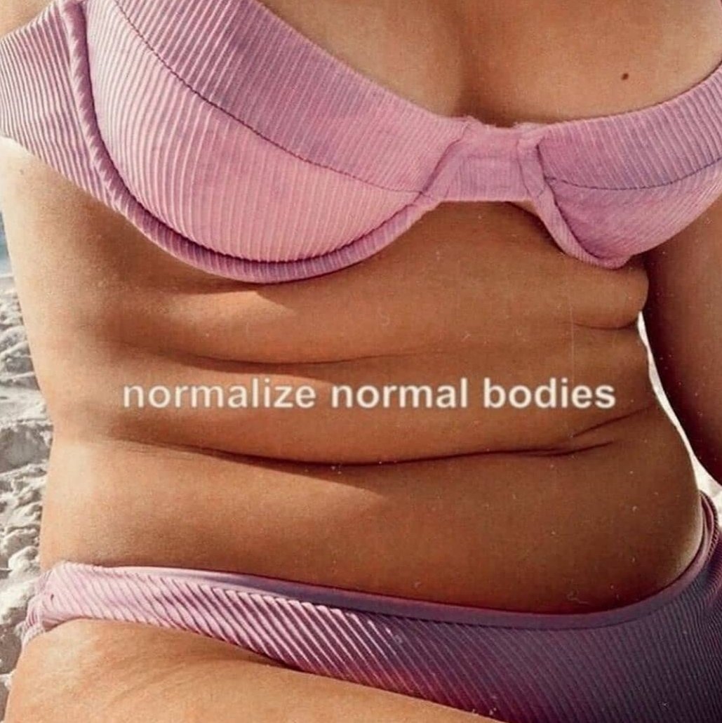 He visto 200 veces esto en Instagram y quiero aclarar que esta chica NO está gorda, ESTÁ SENTADA.