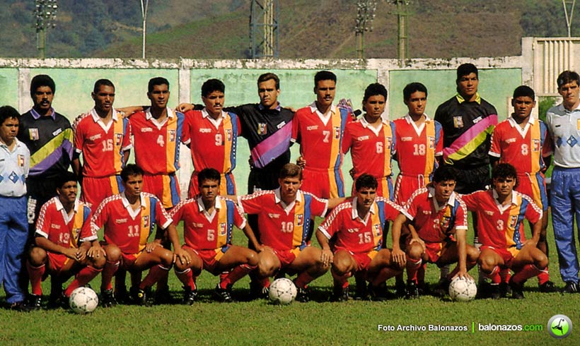 Balonazos's tweet photo. Ya son 27 años de la histórica remontada Vinotinto ante USA en la Copa América 93 | #Balonazos | #EstamosActivos | https://t.co/bJlLGusrUQ https://t.co/ldU9lN10v2