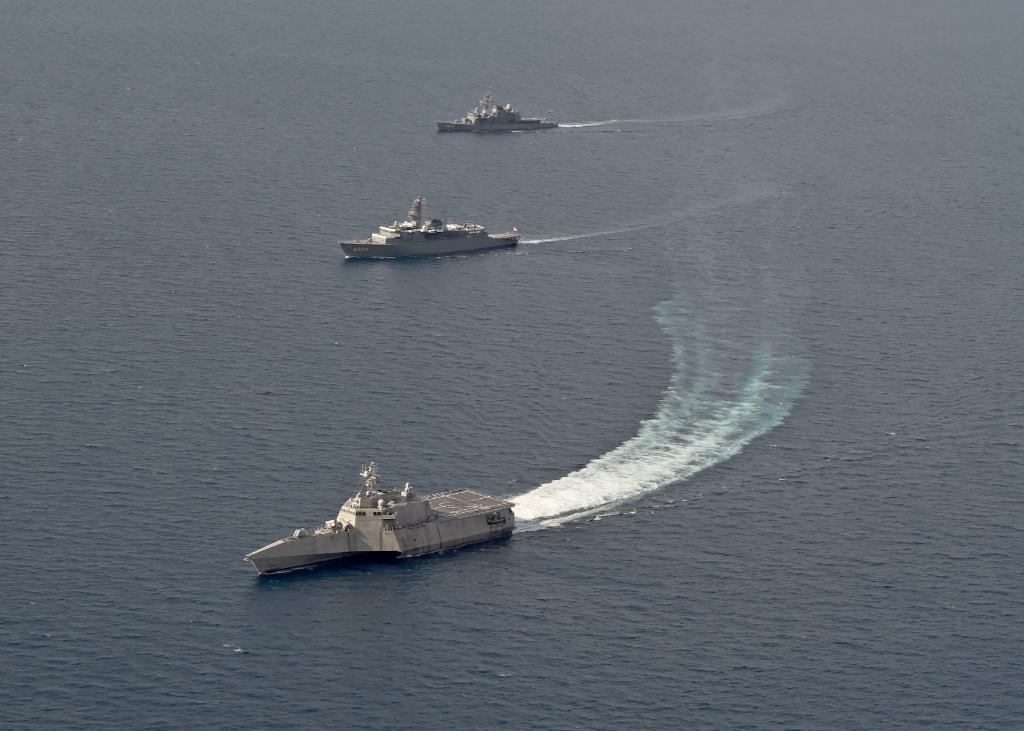 USNavyCNO tweet picture