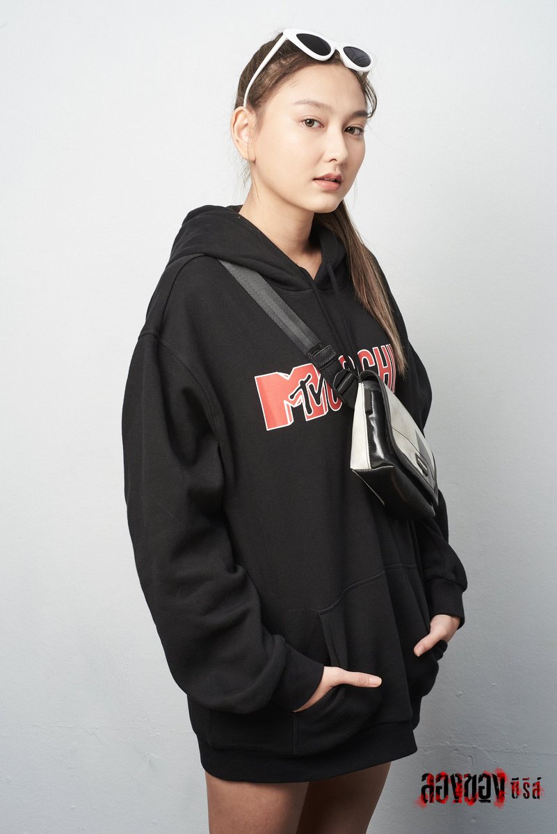 Narupornkamol Chaisang (Praew)1 Jun 1998Portfolio  https://www.youtube.com/playlist?list=PLCUIsYHYpxJPlnC0WWSFxXHTlNYYrwvpWNext Gen