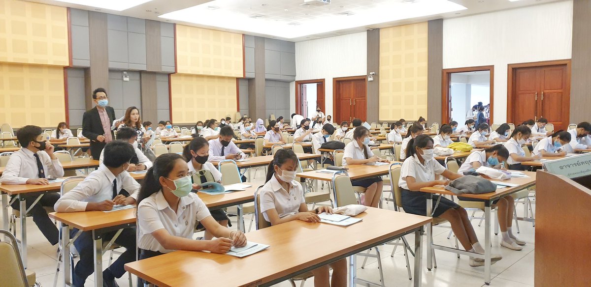 StudiesCru's tweet photo. วันที่ 24 มิถุนายน2563
ศูนย์ฝึกประสบการณ์วิชาชีพครู และสาขาวิชาสังคมศึกษา
จัดกิจกรรมปฐมนิเทศนักศึกษา ก่อนออกฝึกประสบการณ์วิชาชีพระหว่าเรียน 1 ณ ห้องประชุมครุสัมมนา 4 ชั้น 12 อาคารเรียนและปฏิบัติการ (อาคาร 36) และห้องแคฝรั่ง สำนักศิลปวัฒนธรรม มหาวิทยาลัยราชภัฎจันทรเกษม https://t.co/OG0U23zOFX