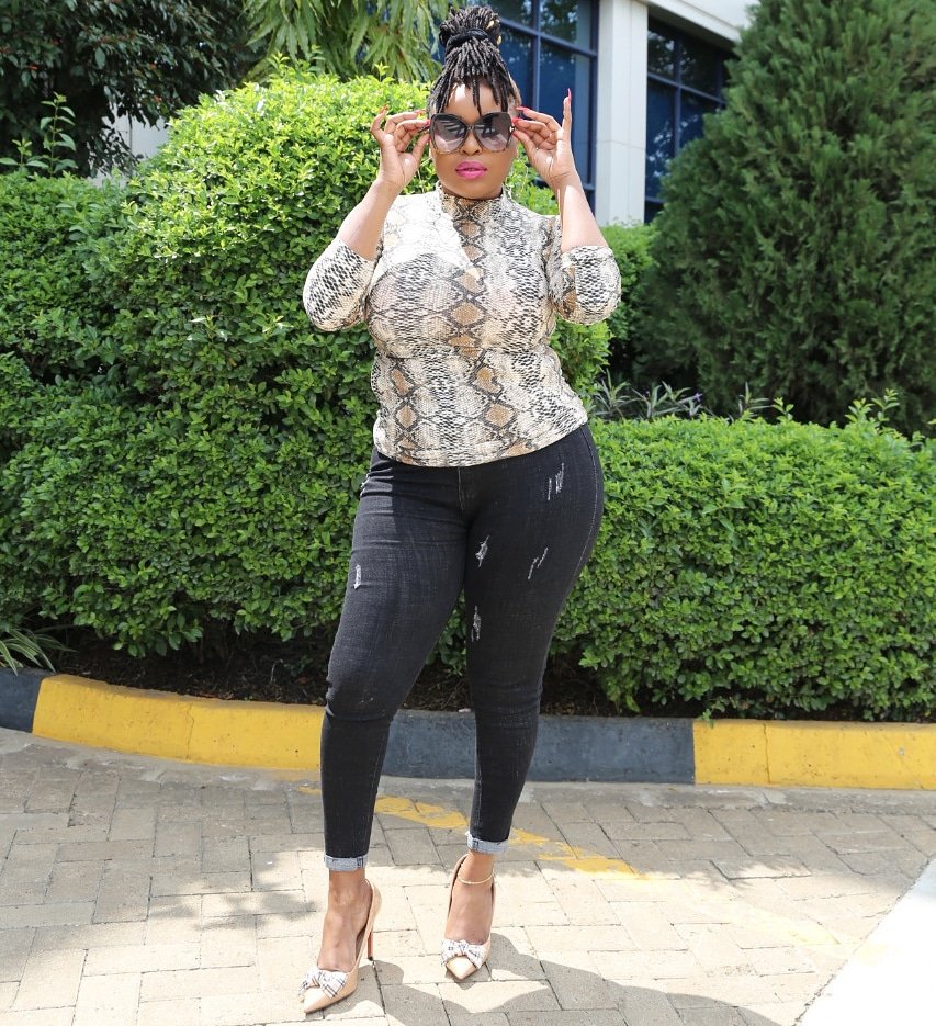 Queen of Airwaves tweet media