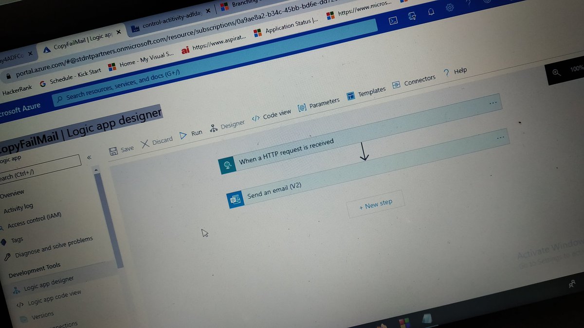 RiyaMistry20's tweet image. #day4 of #10dayswithDatapipelines build a control flow activity that send success mssg on complete run of pipeline otherwise send error mssg using #azurelogicapp #controlactivity
#ADF #learningisfun