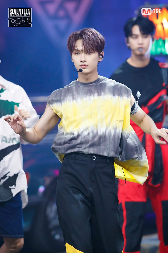 200624 MNET Comback Show Left & Right #SEVENTEEN #세븐틴 #헹가래