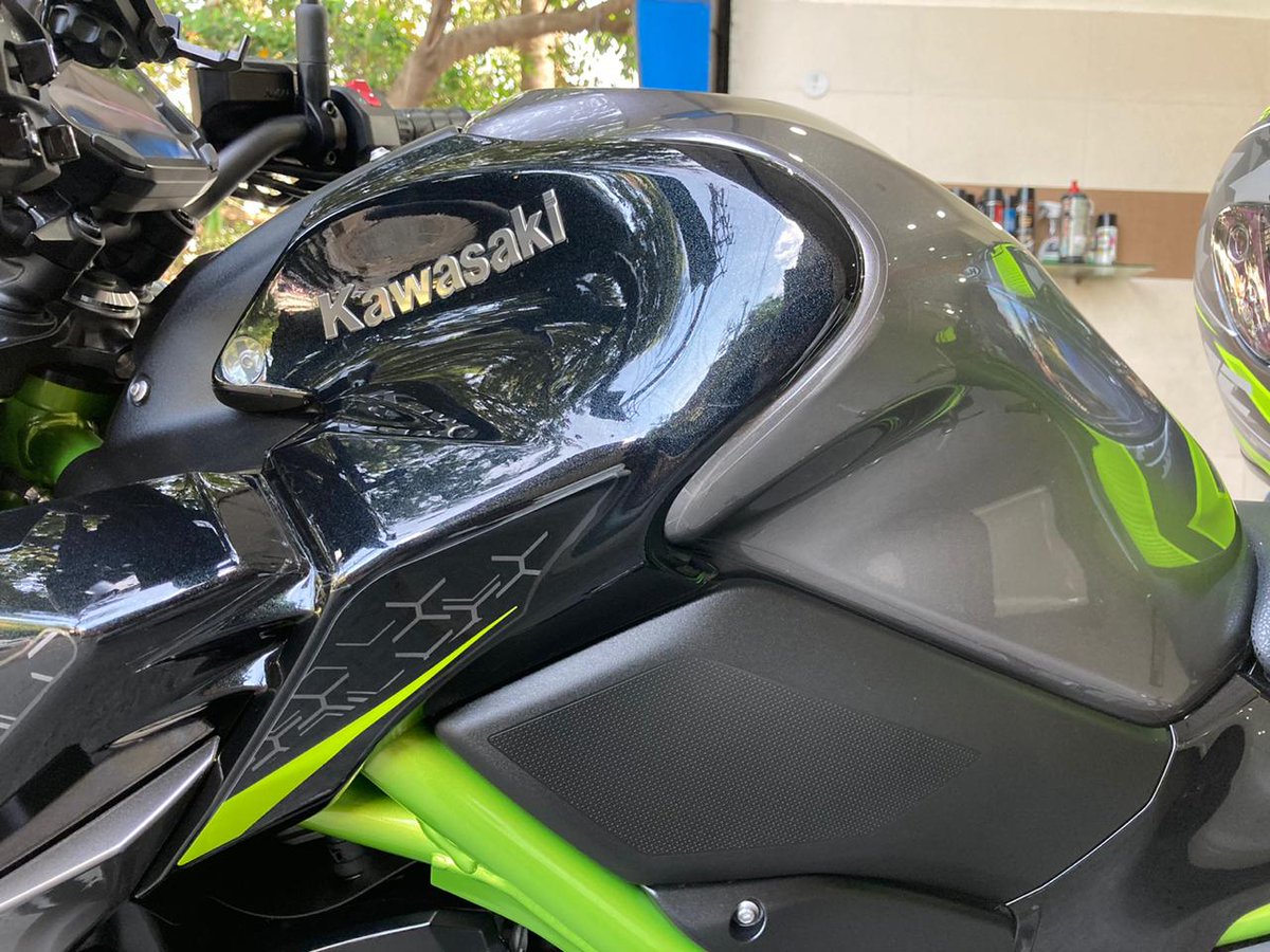 springs_carcare's tweet photo. Kawasaki Z900 2020 edition full protected with PPF on all body panels and ceramic coated everywhere else
No worry of #scratches , easier to clean and everlasting #gloss
.
.
#kawasaki #kawasakiz900 #kawasakiindia #kawasakifans #suntekultra #suntekfilms #hendlexindia #hendlexnc9 https://t.co/zDyajL4Zmp