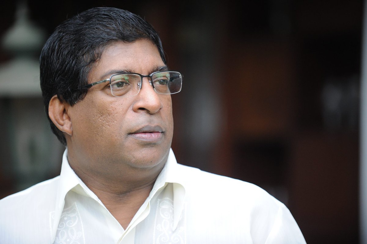 Toddy_Lad's tweet photo. මෙවර කොළඹ ජනතාවගේ වගකීමක් .
මොවුන් දෙදෙනා පරාජය කිරීම 🙏. https://t.co/E18kjDMBN6