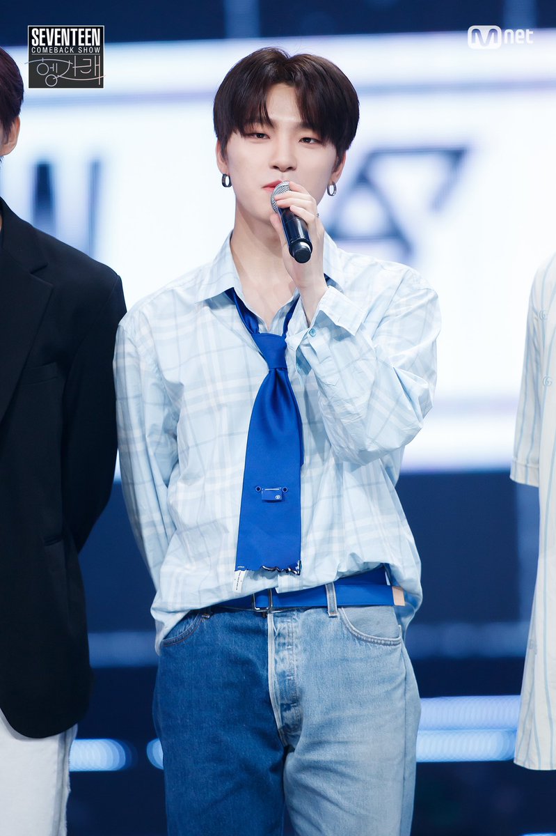 _DINO99TH's tweet photo. [📸] 200622 SEVENTEEN - 7th Mini Album [Heng:garae] COMEBACK SHOW (3)

#SEVENTEEN   #세븐틴  
#헹가래   #Henggarae  
#Left_n_Right https://t.co/UuoWYAlfPS