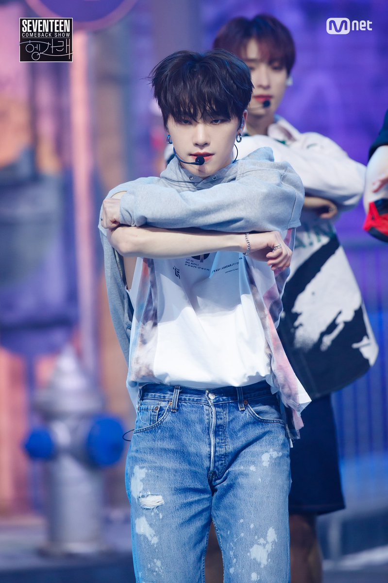 _DINO99TH's tweet photo. [📸] 200622 SEVENTEEN - 7th Mini Album [Heng:garae] COMEBACK SHOW (4)

🔎 https://t.co/nfd18GmO5Y
#SEVENTEEN   #세븐틴  
#헹가래   #Henggarae  
#Left_n_Right https://t.co/6lz0BmCGXK