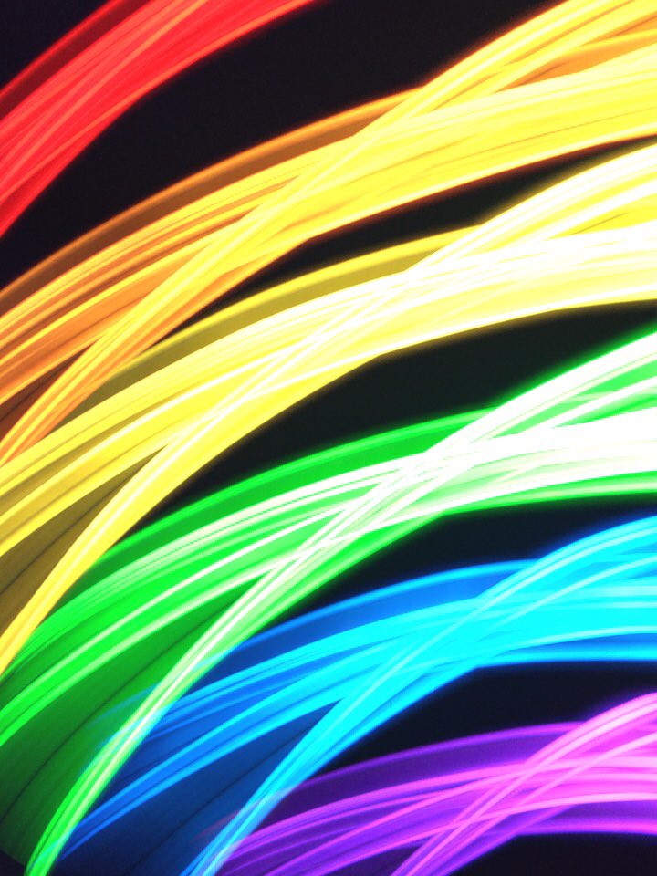 cateheroman's tweet photo. Used drawing app Procreate as a #light source for LIGHT PAINTING, then snapped pics while moving iPhone with SLOW SHUTTER CAM app to create some interesting effects. #LightUpOurDays  #BlockBendBounce #makingandtinkering @KnockKnockCM @TinkeringStudio https://t.co/rGZTLcqxo3