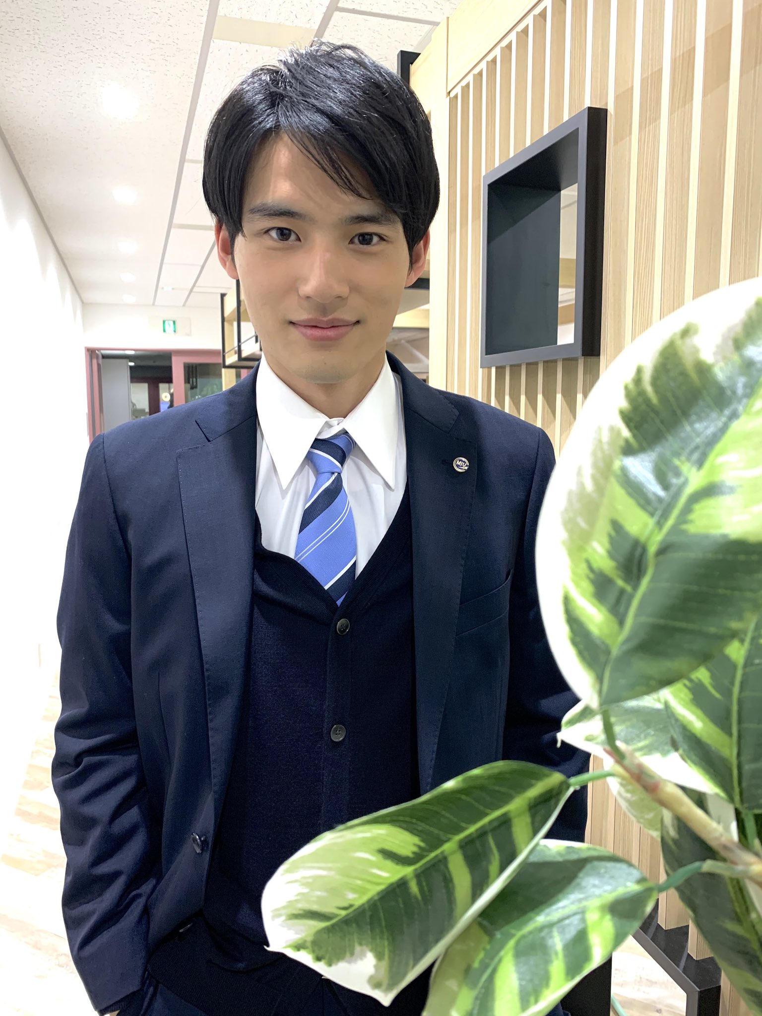 MIU404 警視庁 機動捜査隊 九重世人 警察手帳 岡田健史 ...