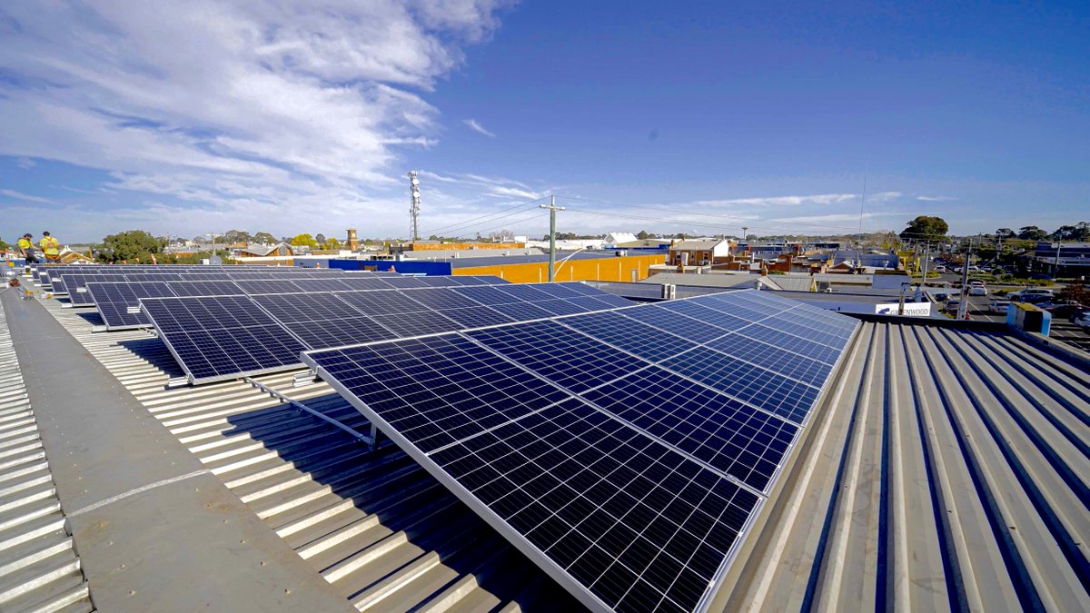 RockysEnergy's tweet photo. Here’s a few shots of the Rocky’s crew working on a 40kW solar system for Tackleworld Sale - Alpine Country ... more to come! 

#solar #Gippsland #commercial #SupportLocal #Sale #LocalBusiness https://t.co/A533ct6TSw