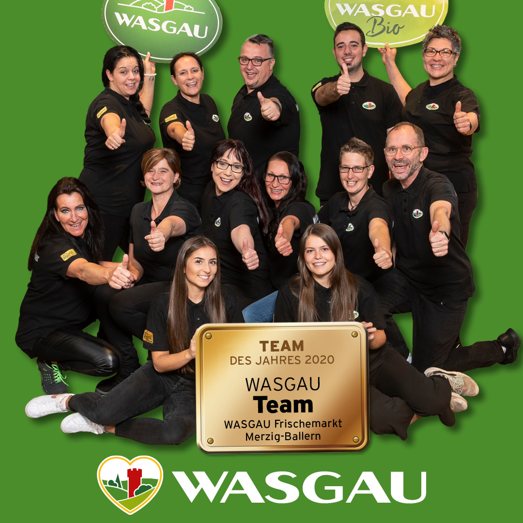 wsocial5's tweet photo. Unsere nächsten Gewinner sind gleich mehrere Personen, denn das gesamte Team in Merzig-Ballern wurde für sein Engagement und Leistung ausgezeichnet. So viel Einsatz verdient einen großen Beifall.
#wasgau #supermarktstar #gewinner #merzigballern https://t.co/RBSfmtoZpS
