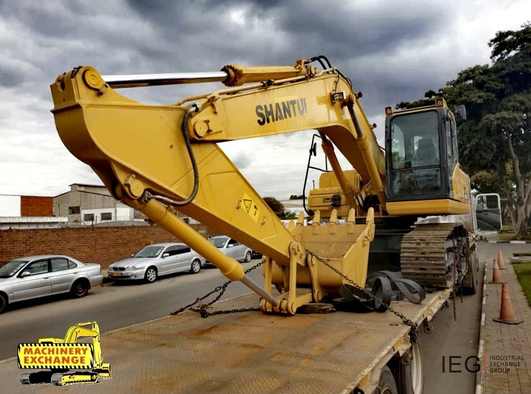 MachineryExch's tweet photo. Shantui SE22 Excavator coming in...
#Shantui #Excavator #MachineryExchange #IEG #ValueThatWorks #WinterMornings #Zimbabwe #Harare #Msasa https://t.co/SMdDts6ocq
