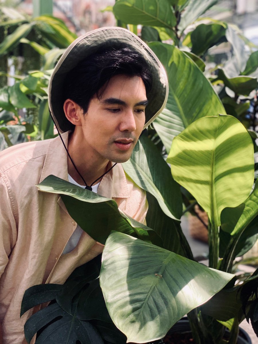 Chantavit Dhanasevi (Ter)18 sep 1983Portfolio  https://www.youtube.com/playlist?list=PLCUIsYHYpxJM4oqkH8yvHb785Xyp4dvT_Senior