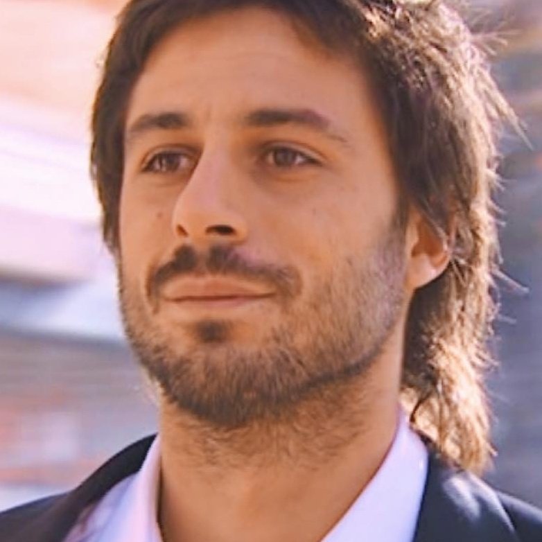 SrtaPickyGH's tweet photo. Todos los que hemos visto los hombres de Paco, podemos recordar perfectamente esta escena https://t.co/eUrEEADbws