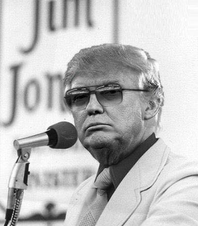 508gloryFelix's tweet photo. @MysterySolvent #TheRessitance #TrumpInAZ #TrumpIsALaughingStock
Not sure, but it does have a creepy, Jim Jones feel to the whole thing.. https://t.co/YDNUqMrTVd
