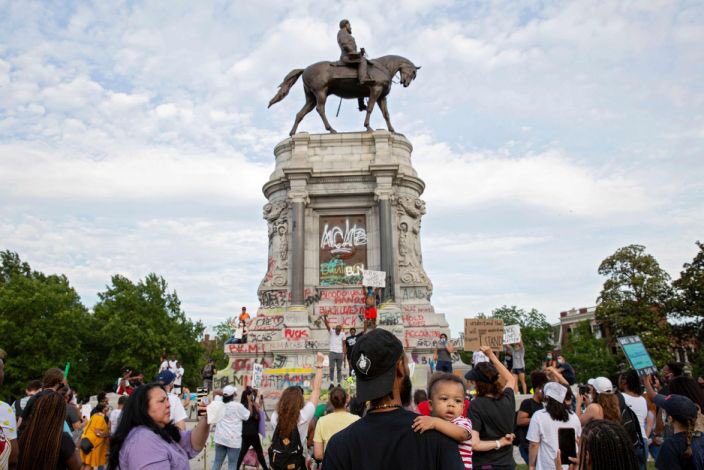 parkstorm's tweet photo. The elected officials in the Deep South who are facilitating the removal of monuments to past racists are doing their part to #MakeAmericaGreat, for the first time, for all citizens. #RemoveTheStatues @cspanwj https://t.co/6BXjGV0s5f