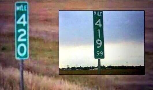 CharleeParkerXo's tweet photo. People stole the 420 mile marker sign so many times in Denver, they had to change it to 419.99 😂😂 https://t.co/okwljKW9gF