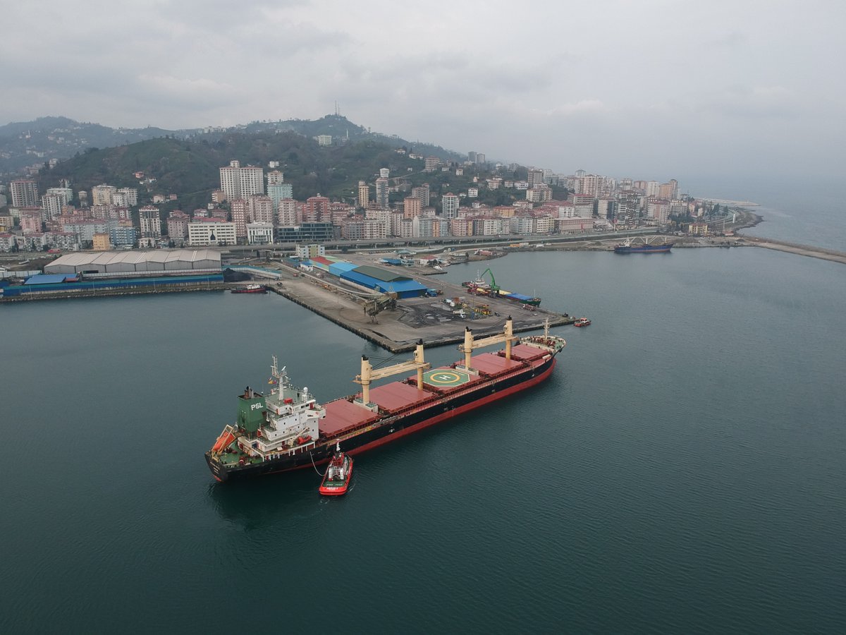 AsimRizeport's tweet photo. #Tug #TugBoat #RizeTug #Riport #RiportTug #Rizeport #RizeportTug #RizeAgency #RizeportAgency #RiportAgency https://t.co/sjrQiyM5dX