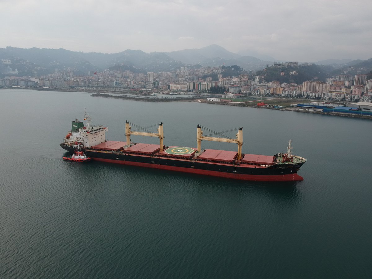 AsimRizeport's tweet photo. #Tug #TugBoat #RizeTug #Riport #RiportTug #Rizeport #RizeportTug #RizeAgency #RizeportAgency #RiportAgency https://t.co/sjrQiyM5dX