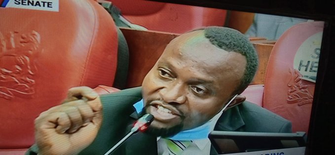 crazymemeskenya's tweet image. Like for Ndegwa Njiru❤️ retweet for Anne Waiguru🔄