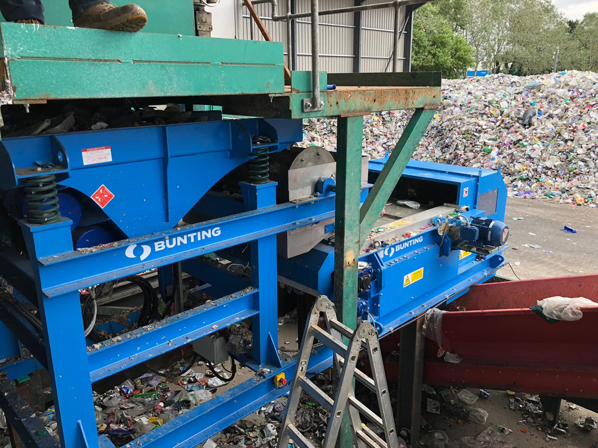BuntingRedditch's tweet photo. #recycling in action - one of our Metal Separation Modules in action with a Drum Magnet recovering ferrous & an #EddyCurrentSeparator model ECS100R recovering aluminium cans
Technical product details โถ๏ธ https://t.co/YJw3CG89lC https://t.co/2tCBDRFmzs