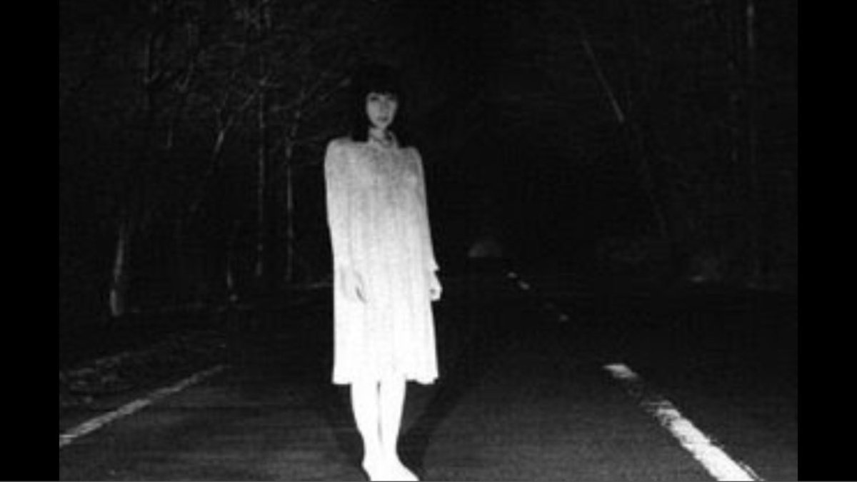 EL MÉTODO RUBÉN POZO
En mi canción ‘La chica de la curva’ empiezo cantando esa misma frase con la melodía del “Good times” de los Animals. En el estribillo incluso con los mismos acordes que la canción original, que son el Sol Do Re de toda la vida.