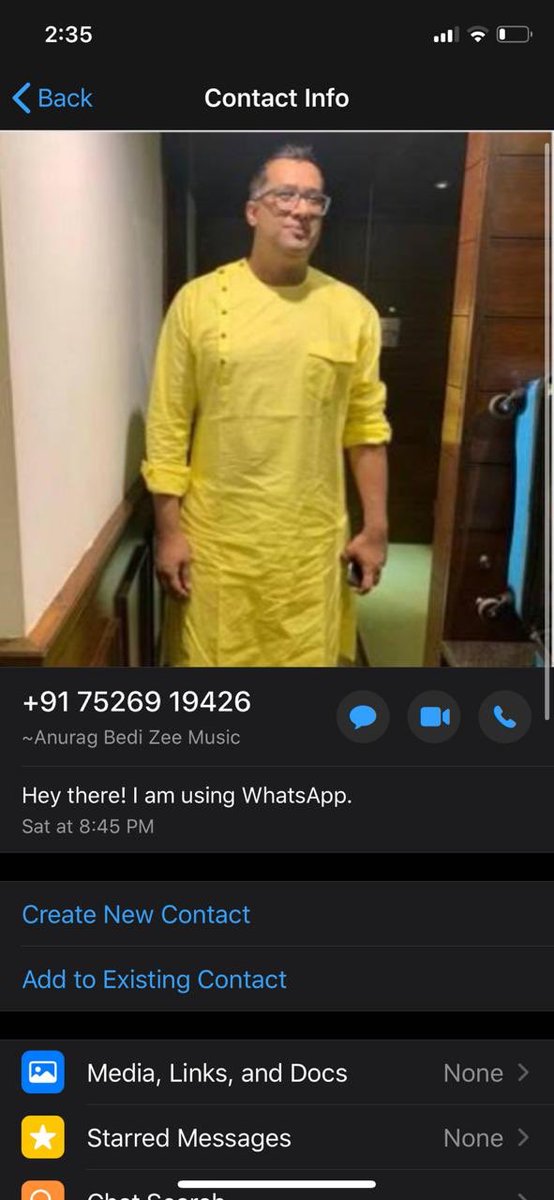 Hey @MumbaiPolice , somebody is impersonating me by using my name and picture . Ive been told they are asking for money . Pls help and do the needful , screenshot attached. @CPMumbaiPolice