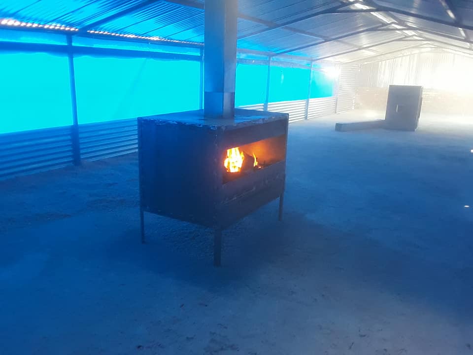 pigsforsale's tweet photo. Search for Chickens4Africa on Facebook. They manufacture chicken equipment such as industrial incubators, abattoir equipment, drum pluckers etc etc etc.
Contact Thoriso on: 064 171 1491, email: chickens4africa@gmail.com
Rustenburg based... https://t.co/GhH4zRADto
