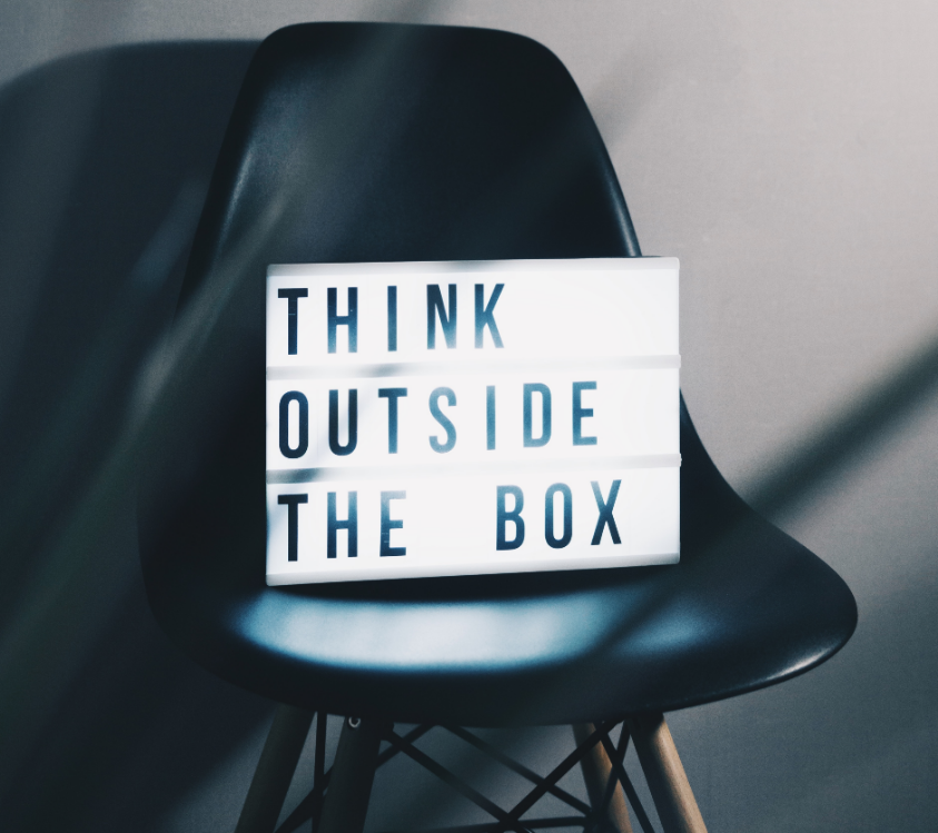 Think outside the box! Solidariteit, er uitspringen, en inspelen op ‘gevoel en sensatie’. Kijk vooral wat klanten toejuichen. De rol van Direct Mail hierin is van onschatbare waarde. Lees meer over deze trends en de inzet van Direct Mail.  p6e.nl/_02E