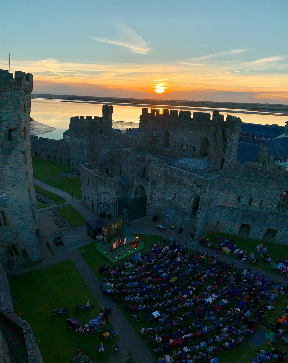 TLCMuk's tweet photo. Flashback to #TLCMDream on Midsummer's eve last year! We were at the glorious Caernarfon Castle; oh to be back there now.. We still have the show available to view on https://t.co/6IasKqqin4. If you haven't seen it have a little look. We hope you are enjoying the sun, stay safe https://t.co/HDBO5NwdfT