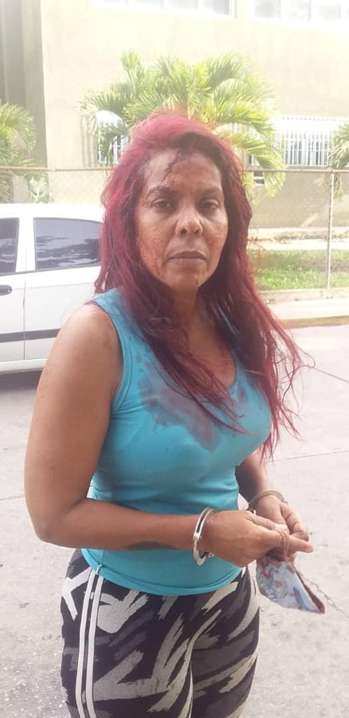 danielantequera's tweet photo. Eva hoy puede levantar tu cabeza y ver que tu dignidad está por encima de un oficial corrupto. 

Estoy contigo https://t.co/ODnKtOuB8g