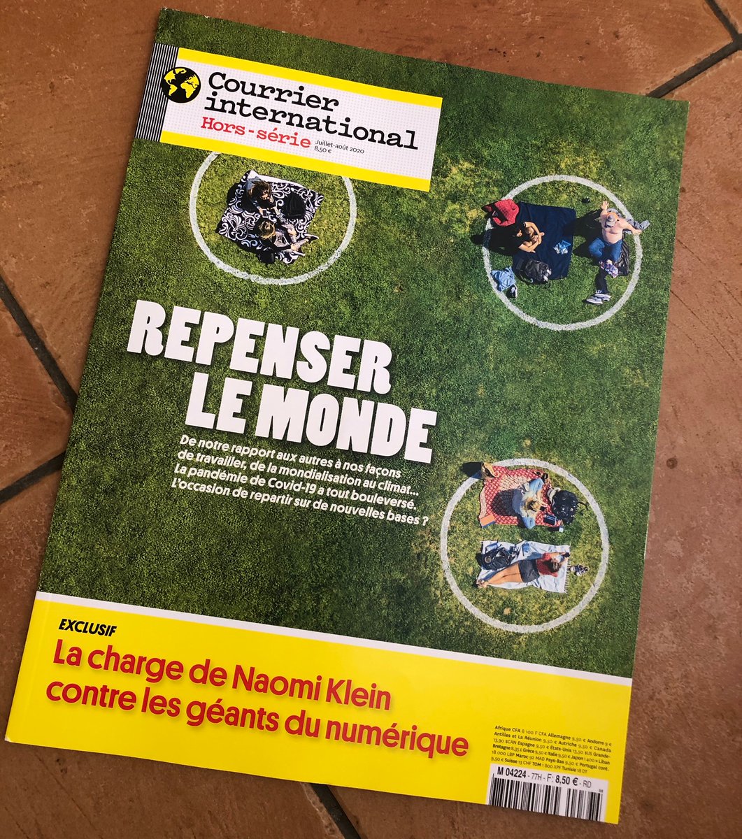 "Les [GAFAM] voient une occasion manifeste d'en finir avec l'engagement démocratique afin de bénéficier du même type de pouvoir que leurs concurrentes chinoises" A lire dans le hors série <a href="/courrierinter/">Courrier inter</a> : un article de <a href="/NaomiAKlein/">Naomi Klein</a> (1ere parution <a href="/theintercept/">The Intercept</a>) #vendredilecture
