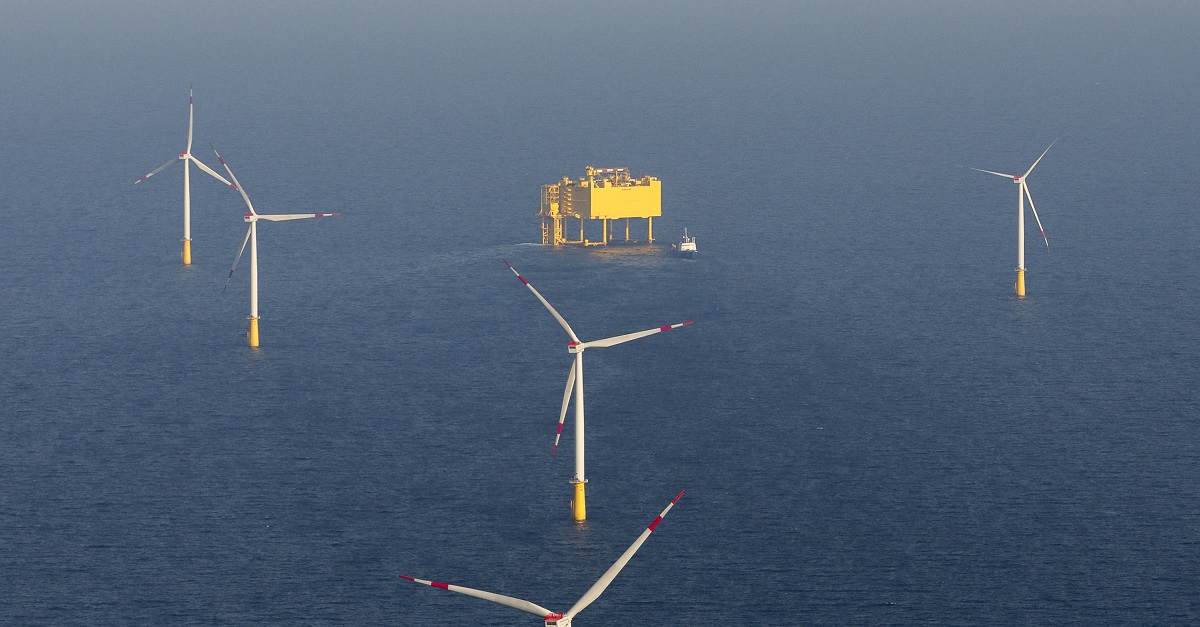 Heute stellen wir ein Konzept zur modularen, internationalen #Vernetzung von #Offshore-Plattformen in der Nordsee vor: #Eurobar soll #Windenergie flexibel und wirtschaftlich dahin transportieren, wo sie in den Anrainer-Staaten benötigt wird: amprion.net/Netzjournal/Be… #Energiewende