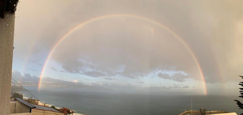 matpb20's tweet photo. #Bienvenidos13 arcoiris en Viña del mar, lindo amanecer x aca https://t.co/LYckB3zUYO
