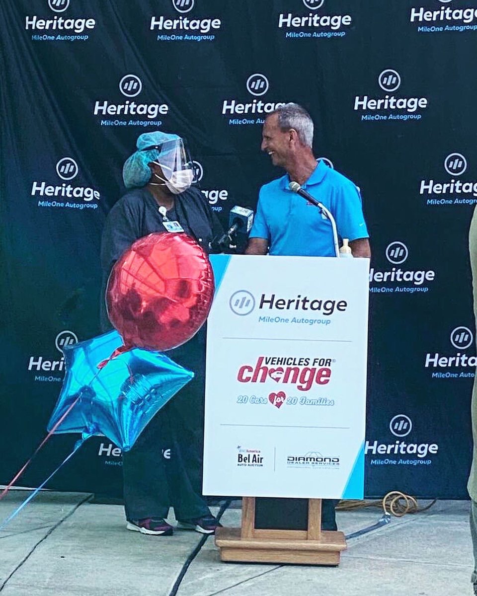 ProfilesBmore's tweet photo. You get a car! You get a car!
PROFILES was proud to play a part in #vehiclesforchange 20 Cars for 20 Families car giveaway today. @mileone @heritagemileone https://t.co/4mgk3XJDdM