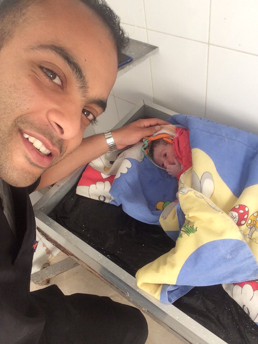 FathyElmansour's tweet photo. It has been #one☝️#year since i decided to be an #obstetrician i hope 🤞 it is the best #choice and this is #ahmed the little #man who came to the #world 🌎 on my #hand 🖐 #جيش-مصر #الابيض https://t.co/VaCMMPiPIA