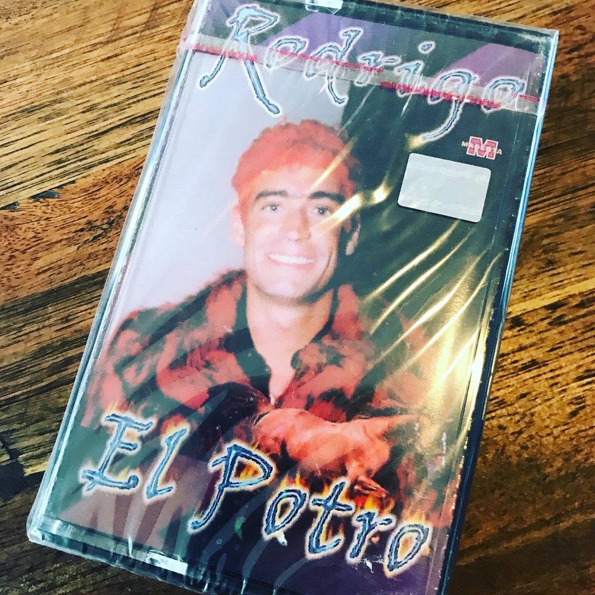 Este combo del Potro puede ser tuyo gratis participando del sorteo de <a href="/LaCaseteriaCba/">La Casetería</a> en Instagram con motivo de 20 años de su partida. instagram.com/p/CB0uug-gAQa/…