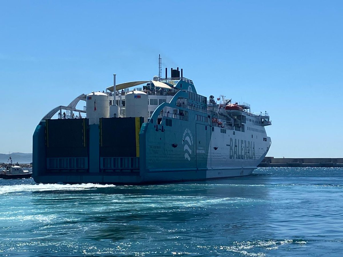 EmbEspanaRabat's tweet photo. ‼️AVISO IMPORTANTE‼️
 
La @EmbEspanaRabat y los Consulados Generales de 🇪🇸 en 🇲🇦organizan nuevos 🛳️🚢 con @Balearia, desde @TM_Officiel al @PuertoAlgeciras, partirán los días 1 y 2 de julio, para viajeros 🇪🇸 y residentes en 🇪🇸.

Inscripciones aquí 👉 https://t.co/Qy18YmCrOL https://t.co/P0LPsRwZhk