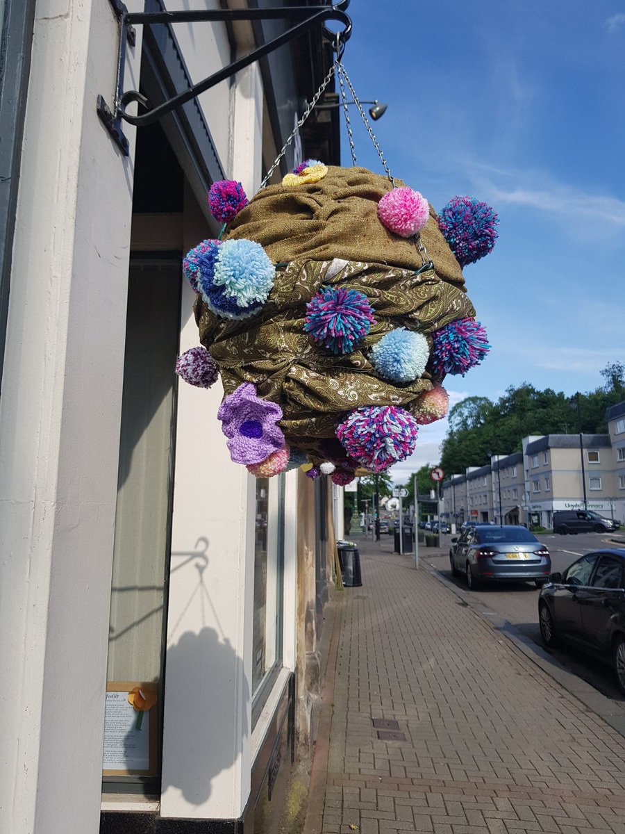 Ruthie Teal tweet media